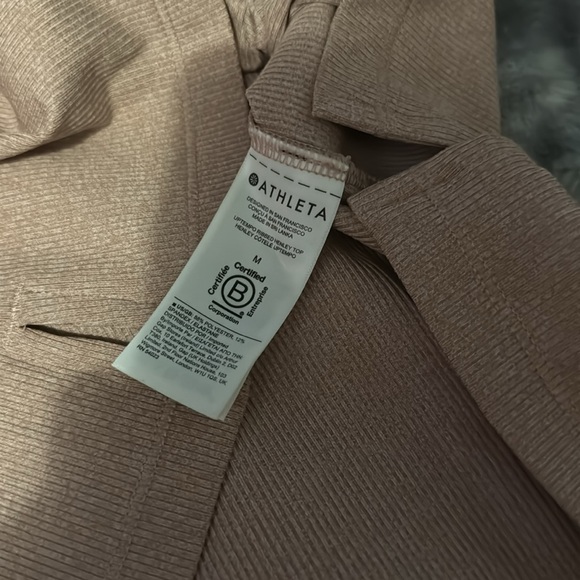 ATHLETA Uptempo Ribbed Button Long Sleeve Henley Palermo Pink M - Picture 6 of 6